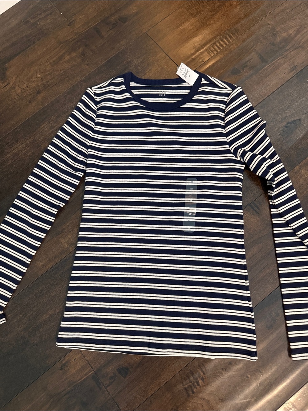 Striped Long Sleeve Tee in Navy and White Gap Womens M